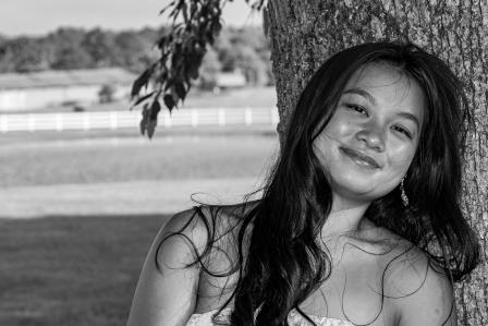 Tara Ludwig Spring Photos